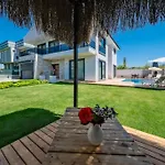 Villa Villa Kalinda Your Private Sheltered Luxury Villa With Pool Minutes Away From Dalaman Airport *