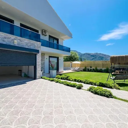 Вилла Kalinda Close To Airport *
