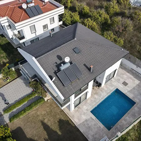 别墅 Kalinda Your Private Sheltered Luxury With Pool Minutes Away From Airport *