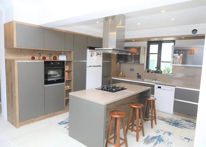 Kalinda Close To Airport וילה דלמן