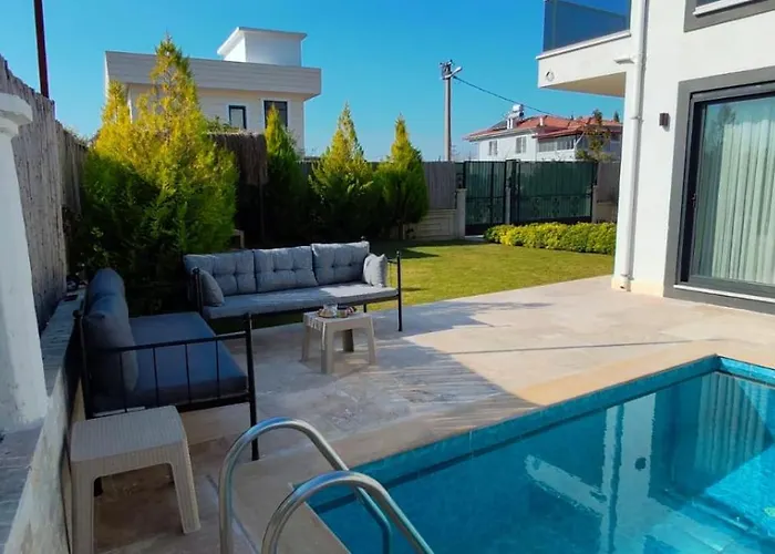 Vilă Kalinda Close To Airport *