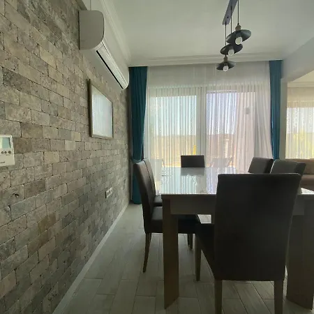 Kalinda Close To Airport וילה