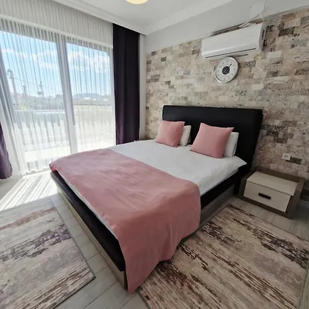 Kalinda Your Private Sheltered Luxury With Pool Minutes Away From Airport