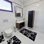ヴィラ Kalinda Your Private Sheltered Luxury With Pool Minutes Away From Airport *