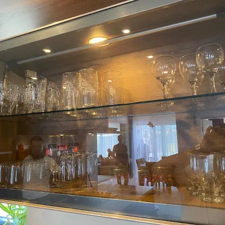 Kalinda Close To Airport *