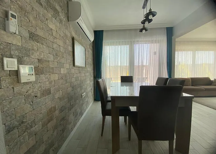 Kalinda Close To Airport Villa