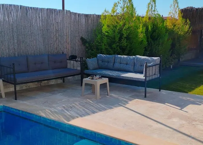 Villa Kalinda Close To Airport